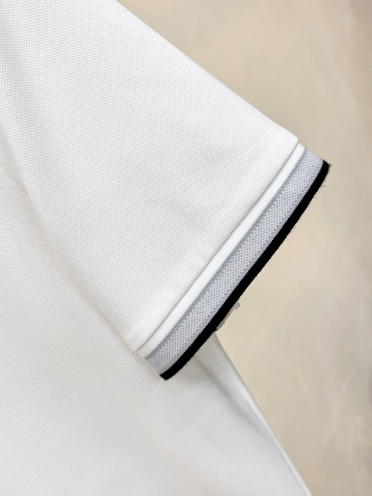 Men's Short‑Sleeve Polo Shirt with Striped Collar & Pony Embroidery