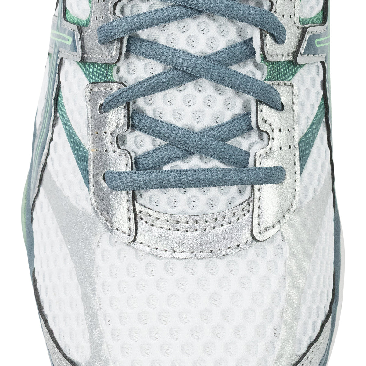 White / Ironclad Gel-Cumulus 16 Sneaker