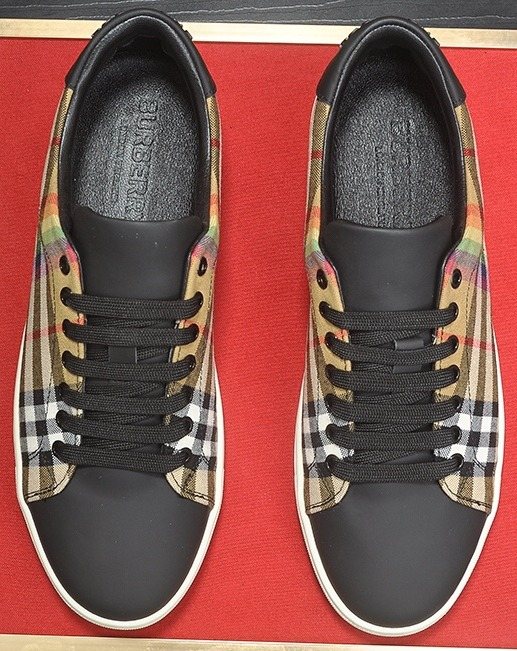 Burberry Beige Check Low-Top Sneakers - Padded Collar